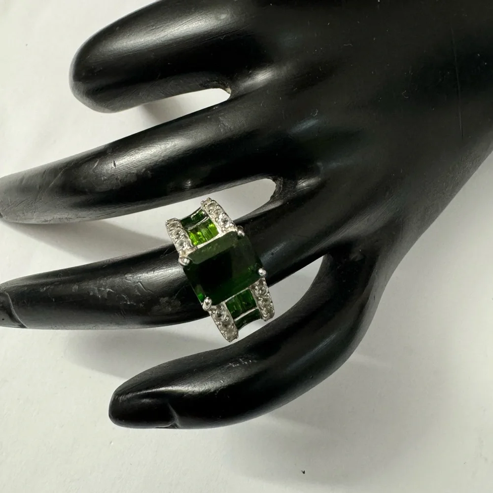 Sterling Silver 925 Russian Chrome Emerald Diopside Halo Ring